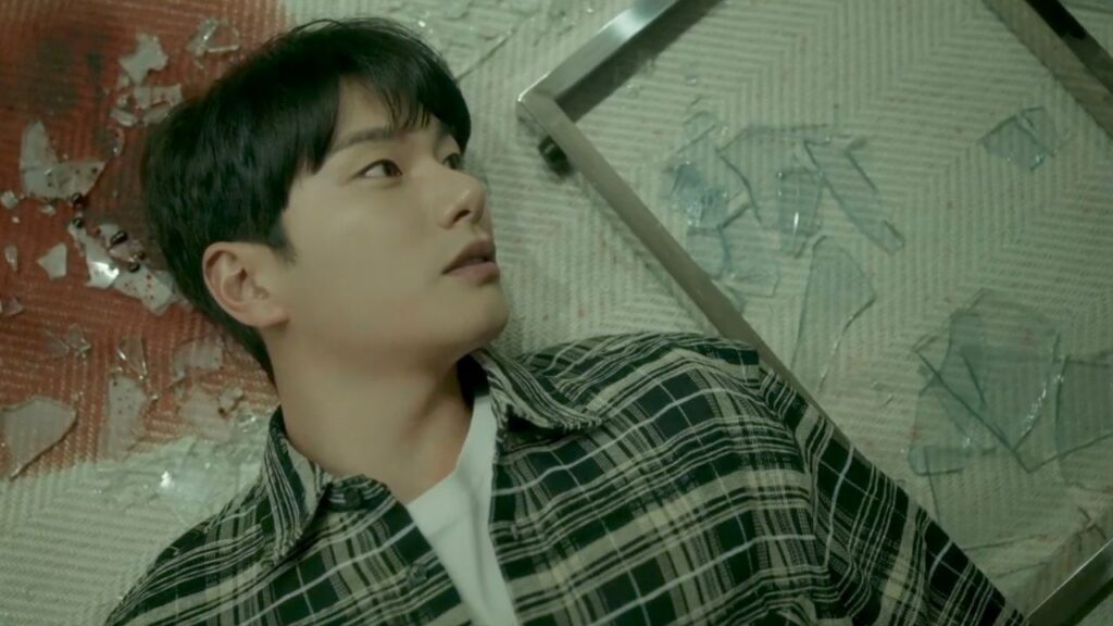 Min-Hwan accidentally killing himself on a glass table